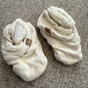 Goumi Baby Booties Size 3-6 months